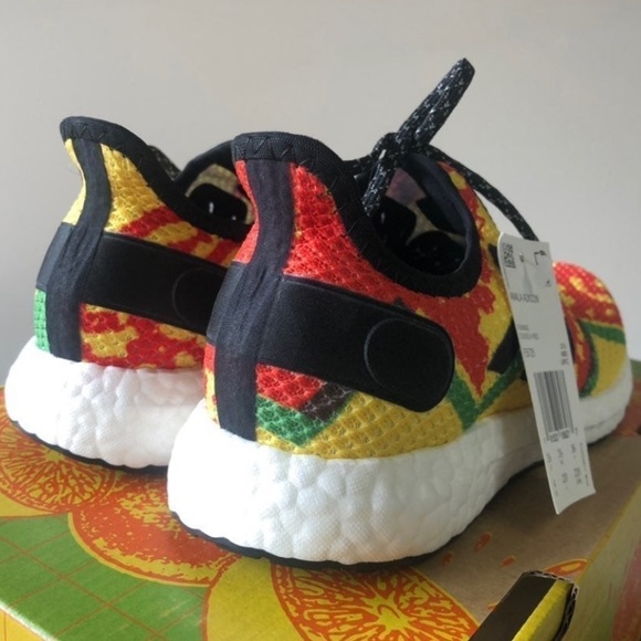 Adidas Boost - Picture 6 of 12